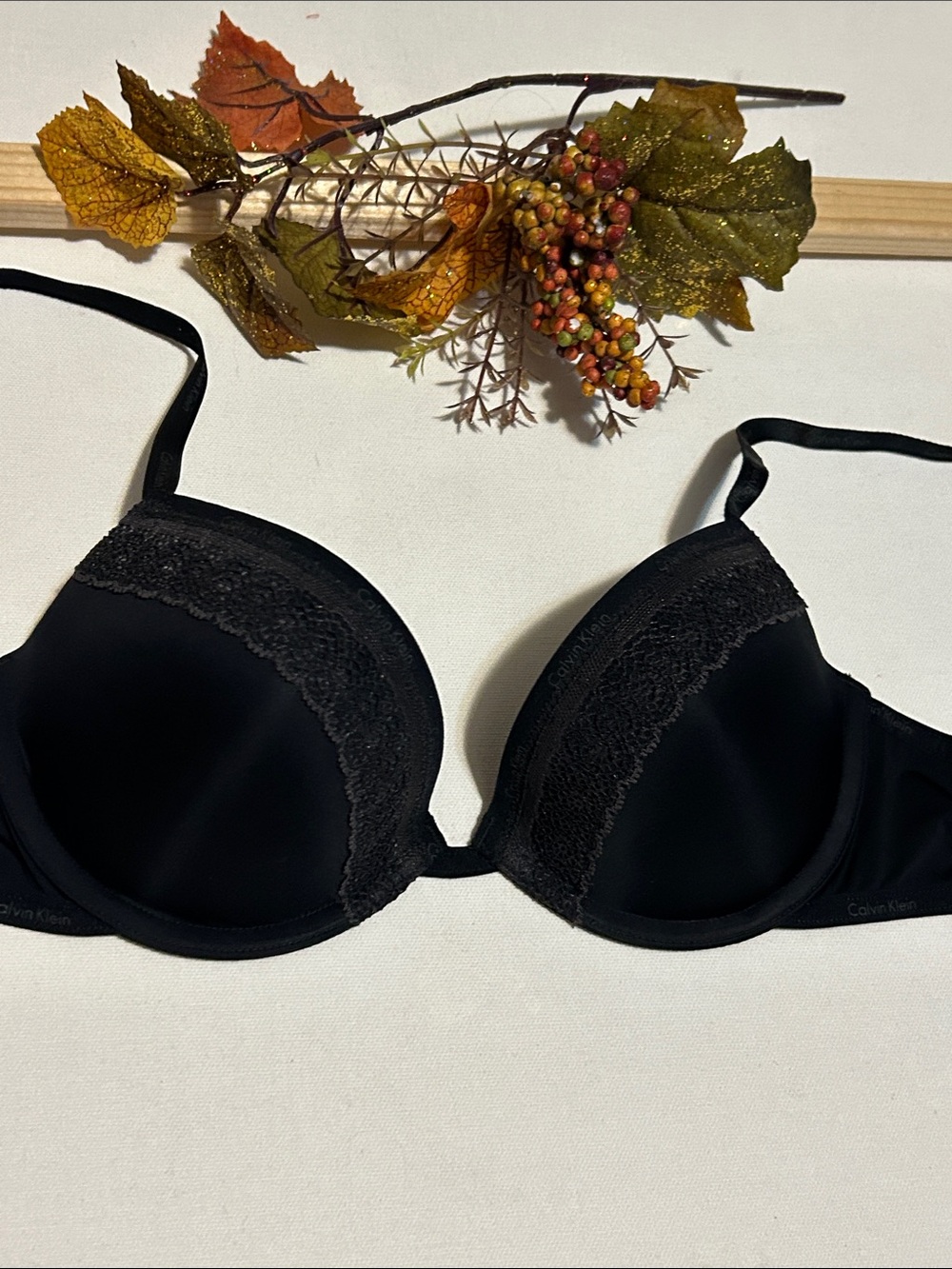 Calvin Klein Black Lace-Accent T-Shirt Bra